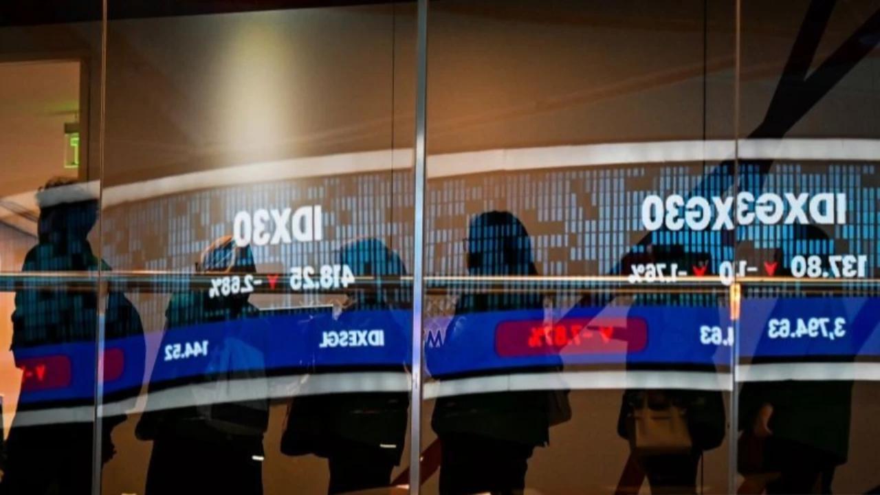 Analisis Dampak Tarif Trump 15% Terhadap Pasar Saham Indonesia