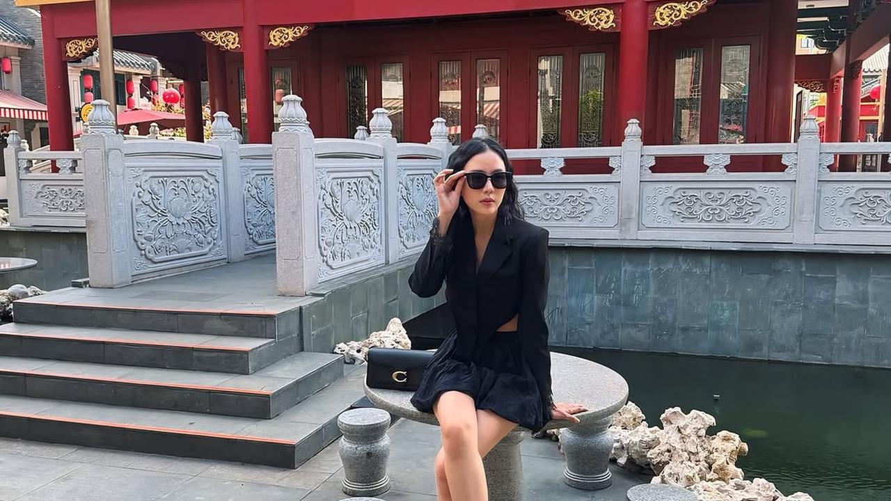 Potret Terbaru Agnes Jennifer yang Punya Kaki Jenjang dan Body Goals Impian Semua Orang