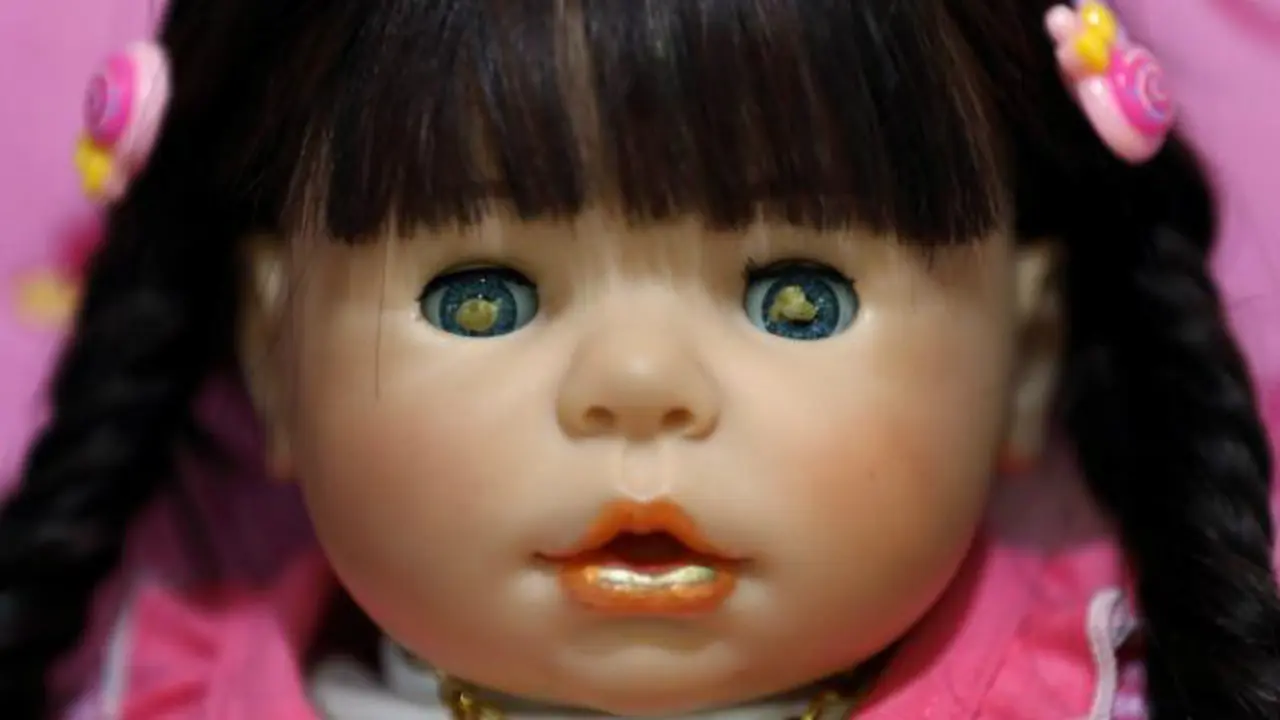 Luk Thep, Boneka Mistis yang Selalu Ada di Penerbangan Thailand