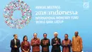 Presiden Jokowi (tengah) bersama Menkeu Sri Mulyani, Gubernur BI Perry Warjiyo, Direktur Pelaksana IMF Christine Lagarde, dan Presiden Grup Bank Dunia Jim Yong Kim dalam Bali Fintech Agenda IMF-WB 2018 di Bali, Kamis (11/10). (Liputan6.com/Angga Yuniar)