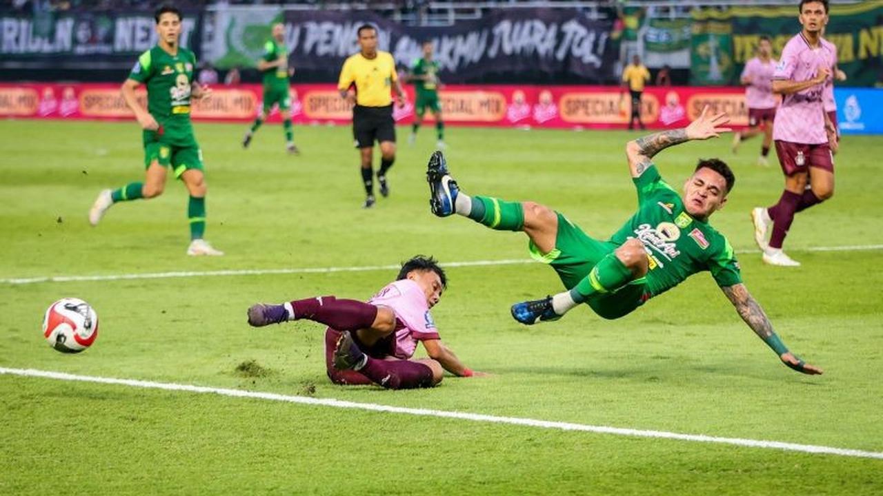 Pelatih Persik Akui Tampil Buruk Usai Persik Kalah Telak dari Persebaya