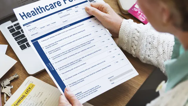 Surat keterangan sehat (Foto: freepik/rawpixel.com)
