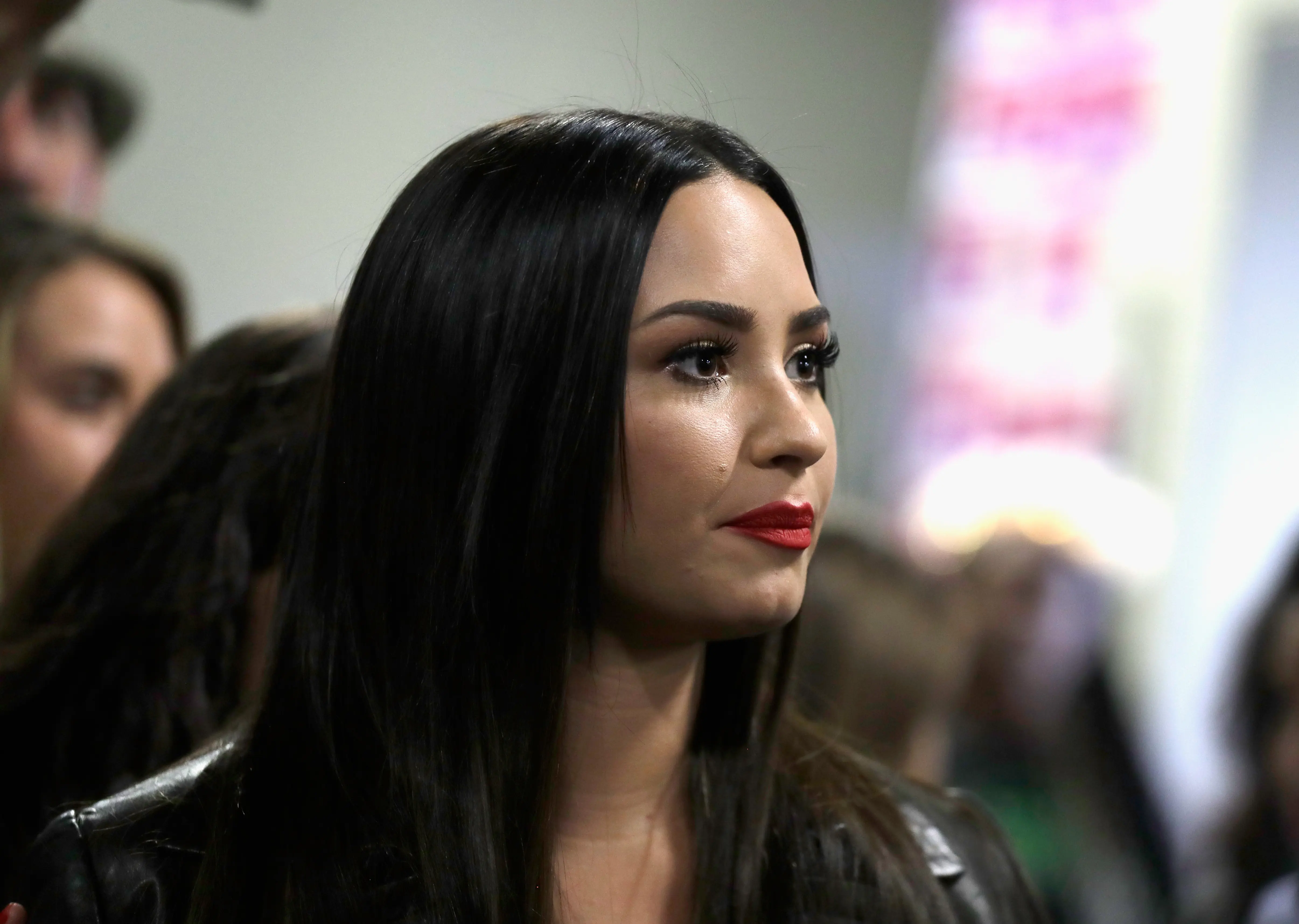 Demi Lovato harus menjalani rehabilitasi pada tahun 2010 karena menyakiti diri sendiri. (Isaac Brekken / GETTY IMAGES NORTH AMERICA / AFP)