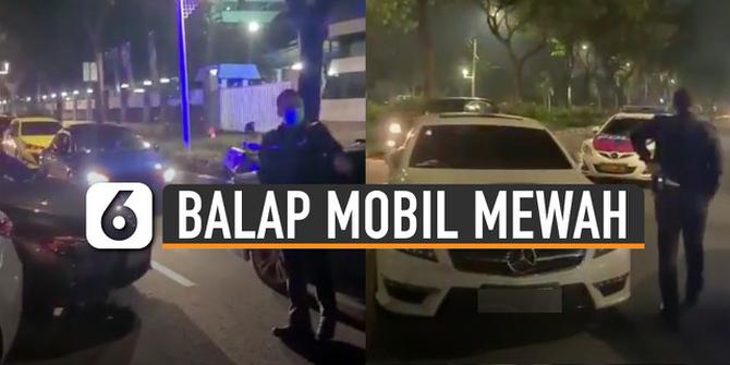 VIDEO: Balapan Liar Mobil Mewah di Senayan Dini Hari Dibubarkan Polisi