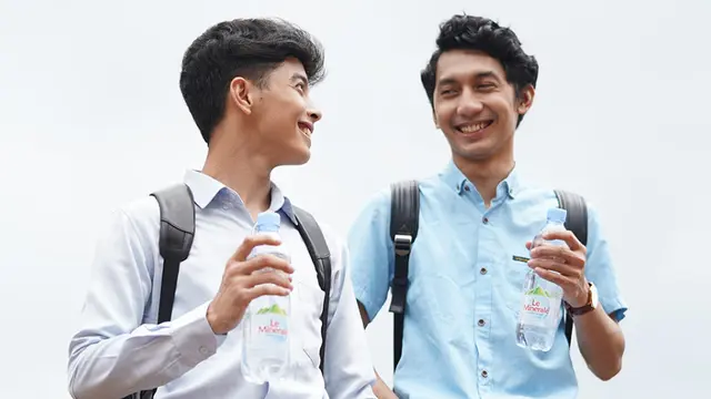 5 Cara Efektif dan Alami Cegah Mual Saat Buka Puasa di Rumah