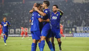 Tempat Menonton Persib vs Persik di BRI Super League 2026/2027