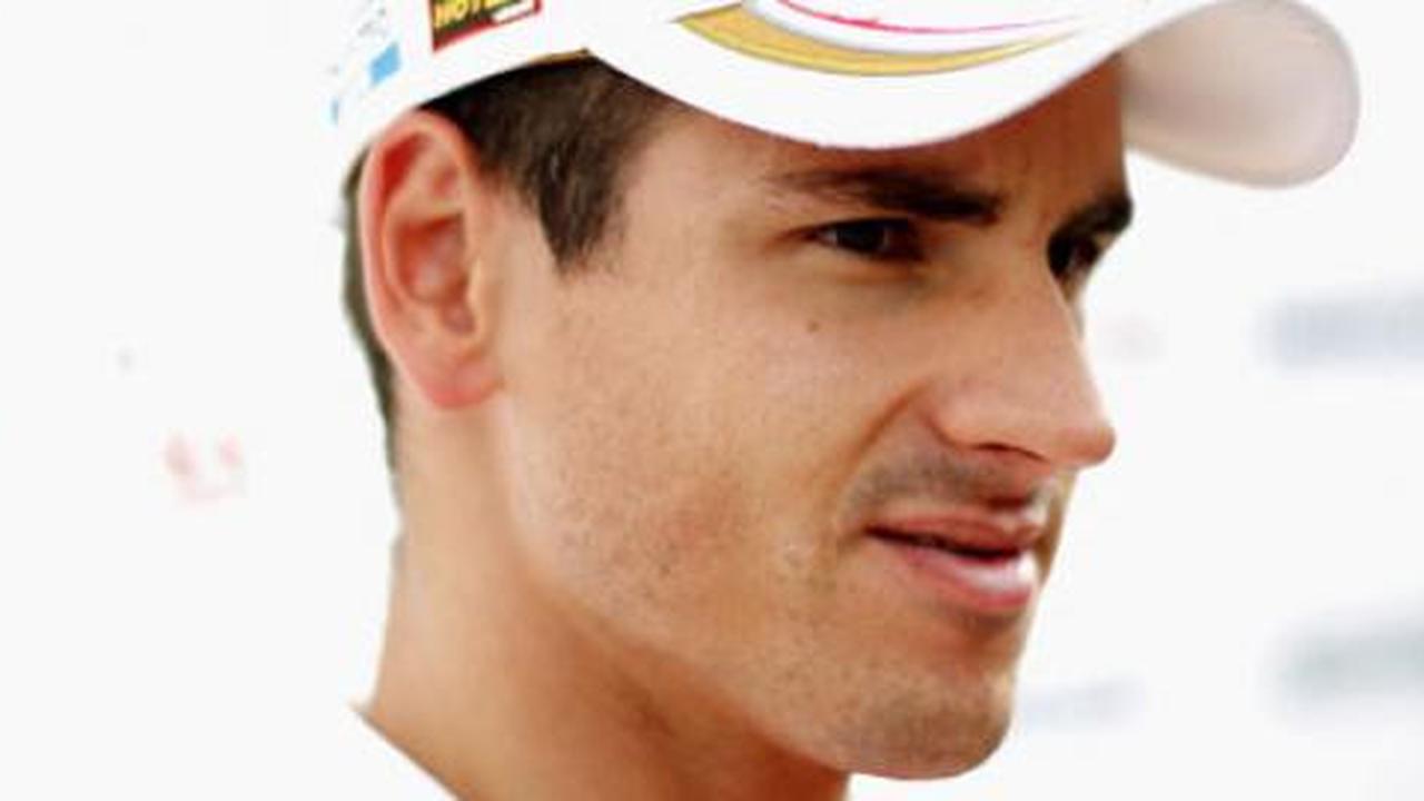 Force India tak mau buru-buru umumkan pebalap musim depan