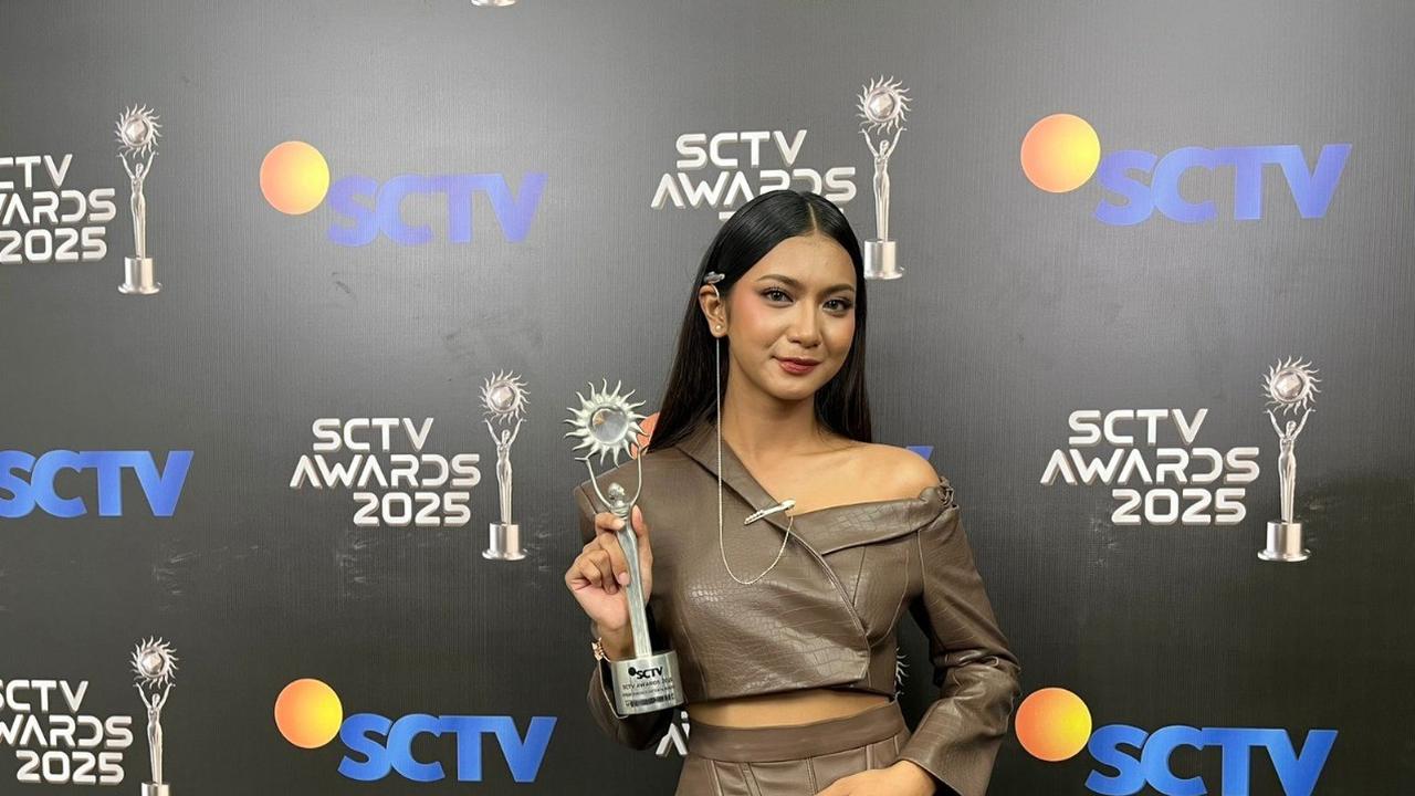 Flavio Zaviera Pemenang Kategori Aktris Pendamping Paling Ngetop & Aktris FTV Paling Ngetop SCTV Awards 2025