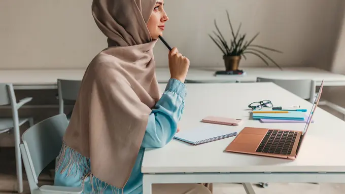 5 Topik Journaling Sebelum Tidur di Bulan Ramadan untuk Refleksi Dirik