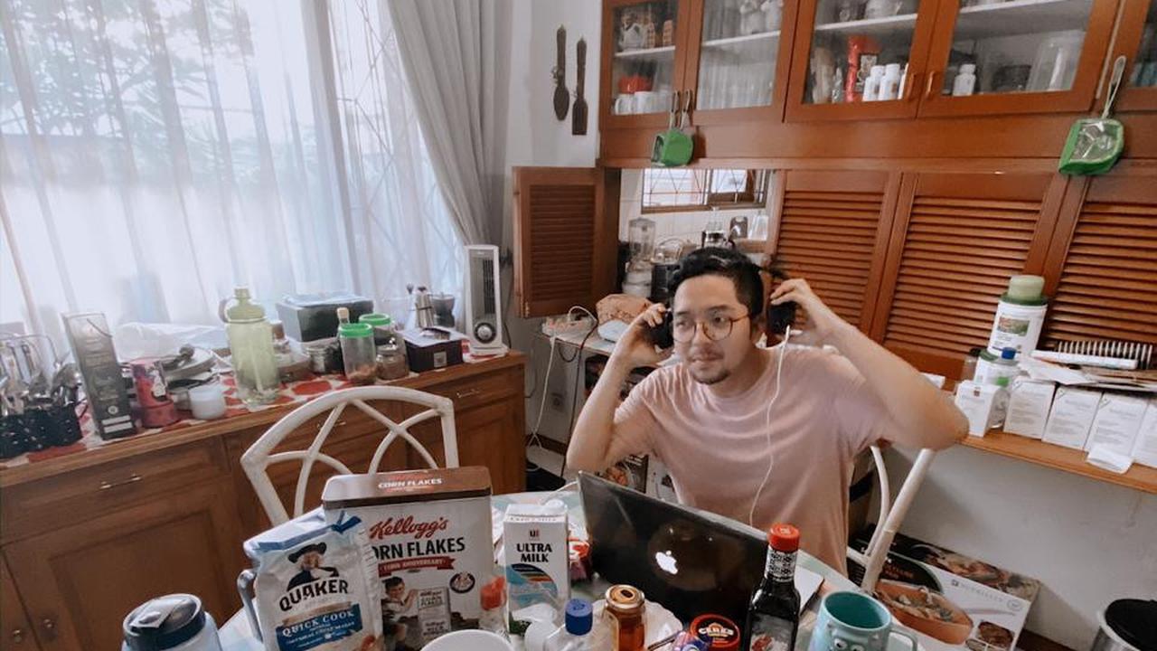 Dukung Kerja dari Rumah, Penyiar Radio Grup Mari Kompak Siaran dari Rumah