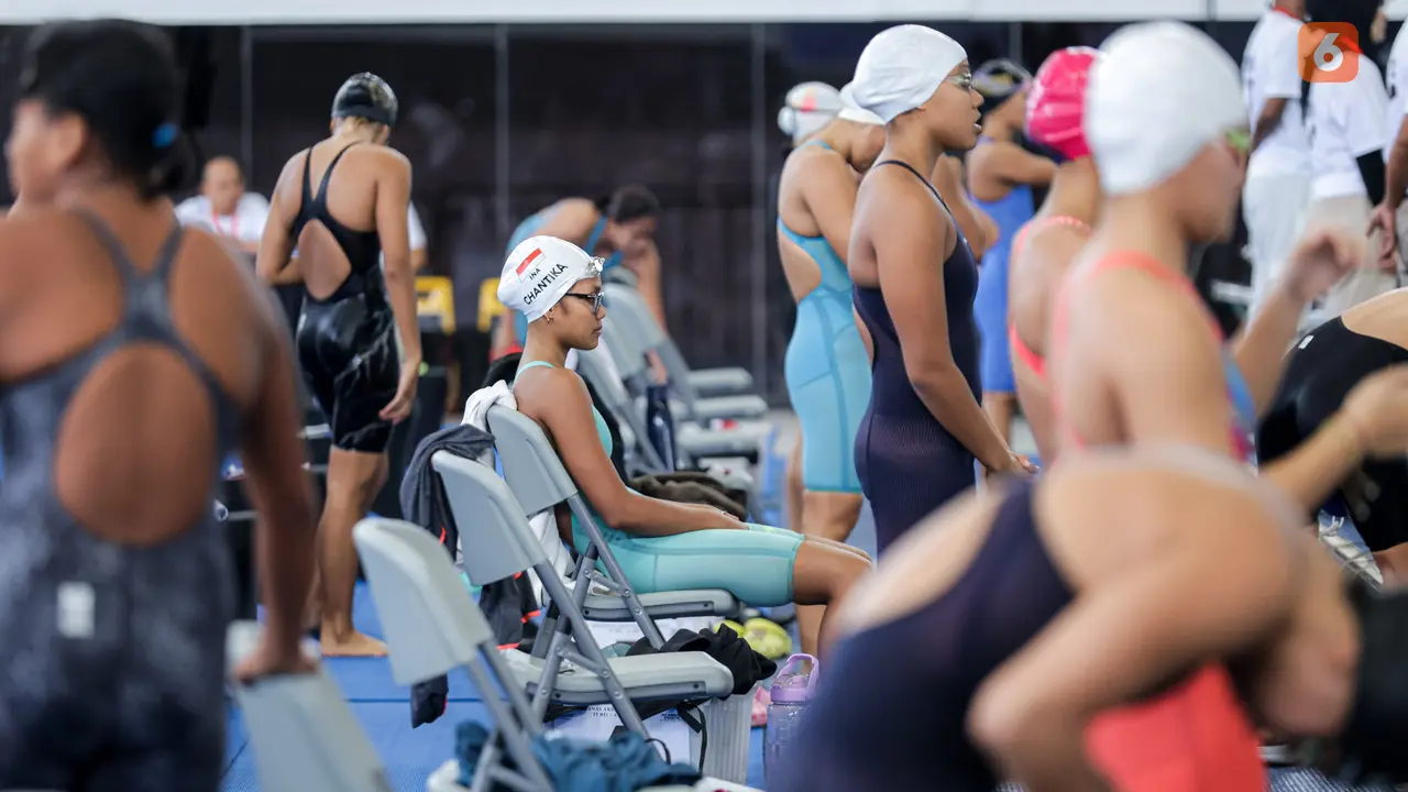 Foto: Adelia Chantika Tercepat di Nomor 200 Meter Gaya Bebas Putri Indonesia Open Aquatic Championships 2025