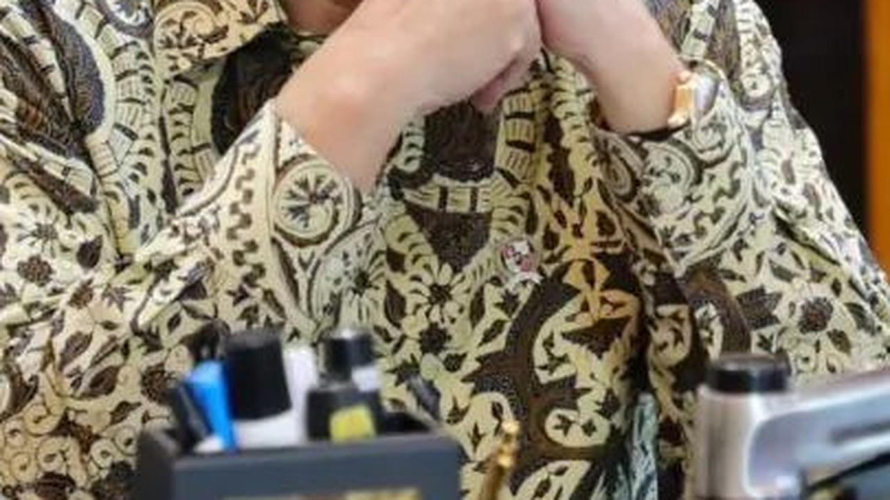 Luhut Minta Subsidi Motor Listri Rp7 Juta Segera Cair: Kalau Terlalu Lama Jadi Repot