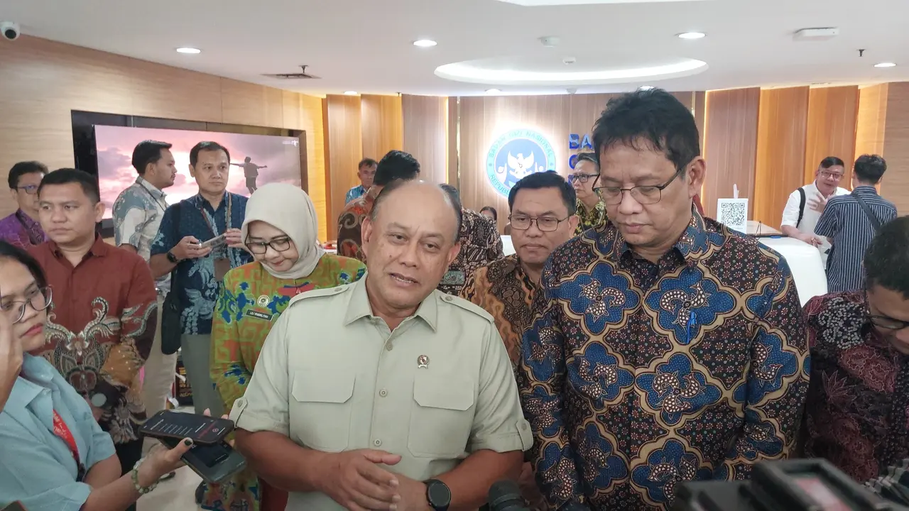 Kepala Badan Gizi Nasional (BGN) Dadan Hindayana dan Menteri Keuangan Purbaya Yudhi Sadewa di Kantor BGN. (Foto: Liputan6.com/Arief RH)