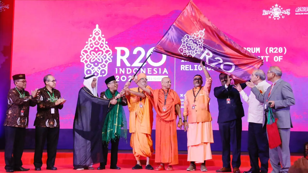 Ketua Umum Pengurus Besar Nahdlatul Ulama (PBNU) KH Yahya Cholil Staquf (Gus Yahya) resmi menutup Forum Agama G20 (R20). (Istimewa)
