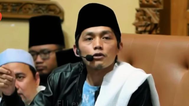 Gus Iqdam paparkan 4 bekal penting untuk menghadapi hari kiamat (SS: YT El Leyla Official)