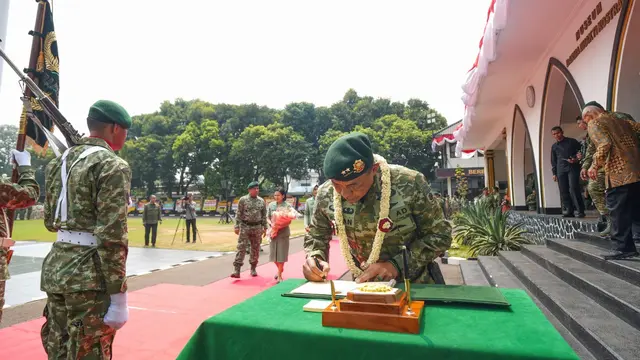 Mayjen TNI Mohamad Hasan resmi menjabat sebagai Panglima Kostrad. (Dok. TNI).