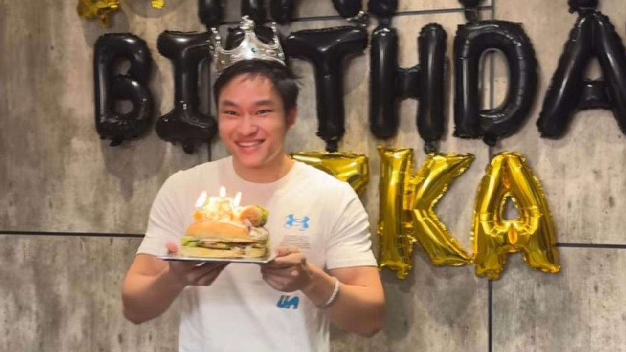 Tak sedikit dari para seleb dan public figure yang ikut menyampaikan selamat ulang tahun buat Azka.<br>