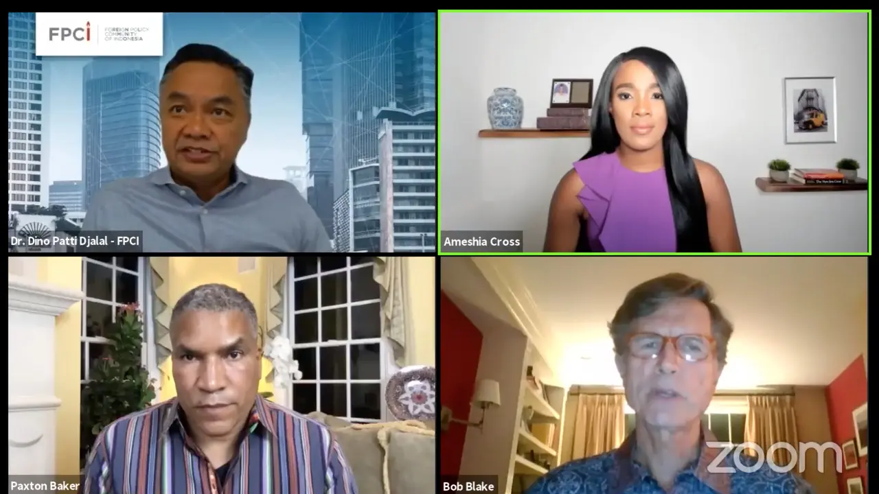 Diskusi terbuka forum FPCI bersama dengan Bob Blake dan sejumlah panelis lainnya yaitu Paxton Baker dan Ameshia Cross.