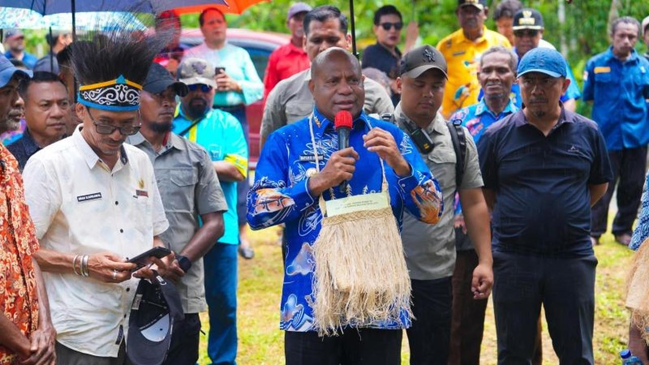 Gubernur Papua Optimistis Pembangunan Kampung Nelayan Merah Putih Supiori Tingkatkan Kesejahteraan