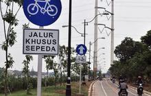 Motor masuk jalur sepeda BKT, akan ditilang!