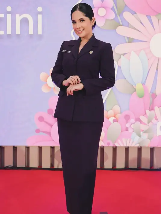 Penampilan Annisa Pohan di potret ini mengingatkan warganet akan vibes ala ibu persit. [@annisayudhoyono]