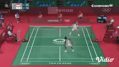 Tunggal putra bulu tangkis Indonesia Anthony Sinisuka Ginting berhasil kalahkan tunggal putra Rusia Sergey Sirant 21-12 dan 21-10.  Ginting pun lolos ke babak 16 besar.