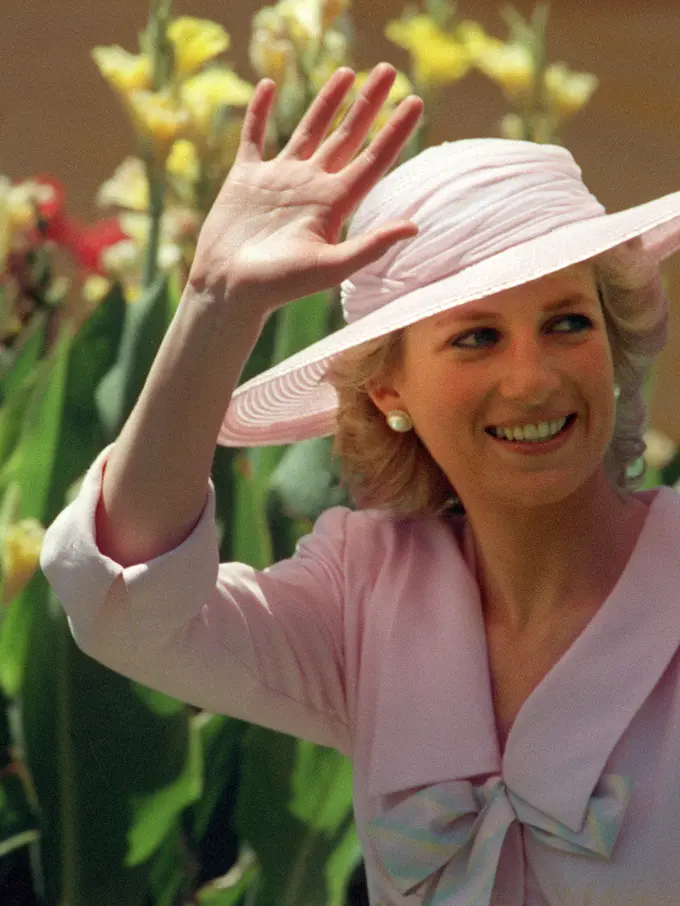 [Bintang] Putri Diana