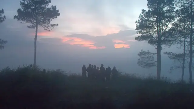 Gunung Pusuk Buhit di pinggir Danau Toba, Sumatra Utara