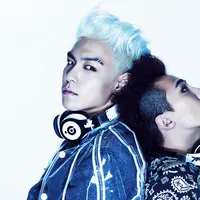 G-Dragon dan T.O.P (via glogster.com)