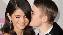 1 Maret adalah ulang tahun Justin Bieber. Sudah kembali pada pelukan Selena Gomez, pelantun lagu Wolves itu pun memberikan ucapan lewat akun Instagram. (seventeen.com)
