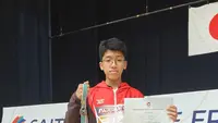 Kado HUT RI ke-81, Kenzo Gani Kibarkan Merah Putih di Jepang