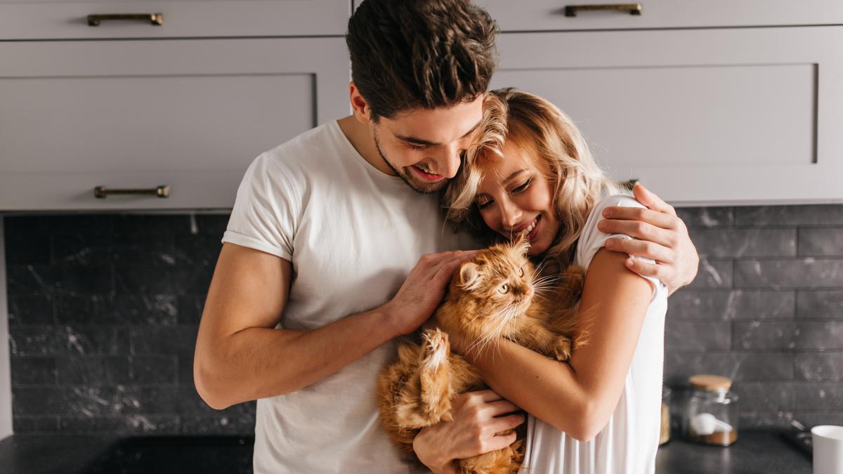 5 Pasangan Zodiak yang Paling Kompak Mengurus Hewan Peliharaan