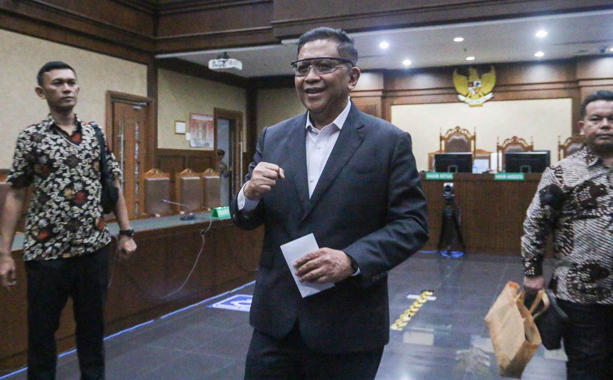 FOTO: Hasto Kristiyanto Divonis 3,5 Tahun Penjara Terkait Kasus Harun Masiku