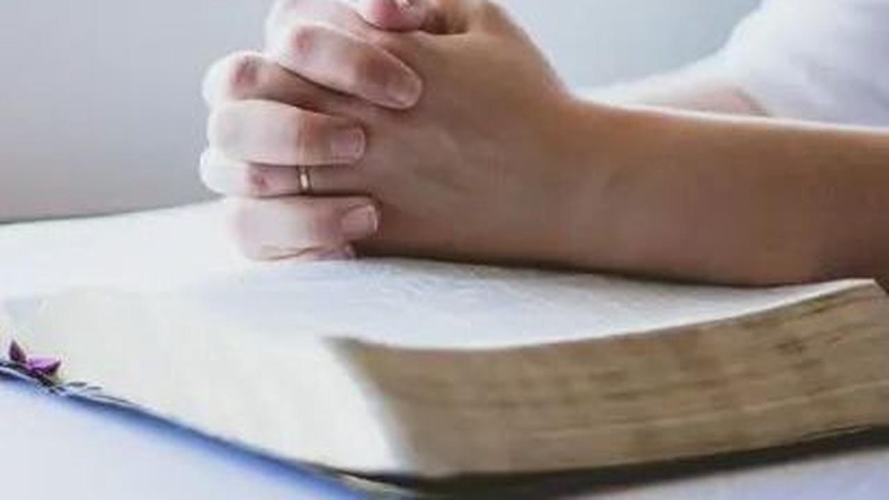 Bahkan kesembuhan pun telah dijanjikan, tertuang dalam Alkitab penggalan ayat: