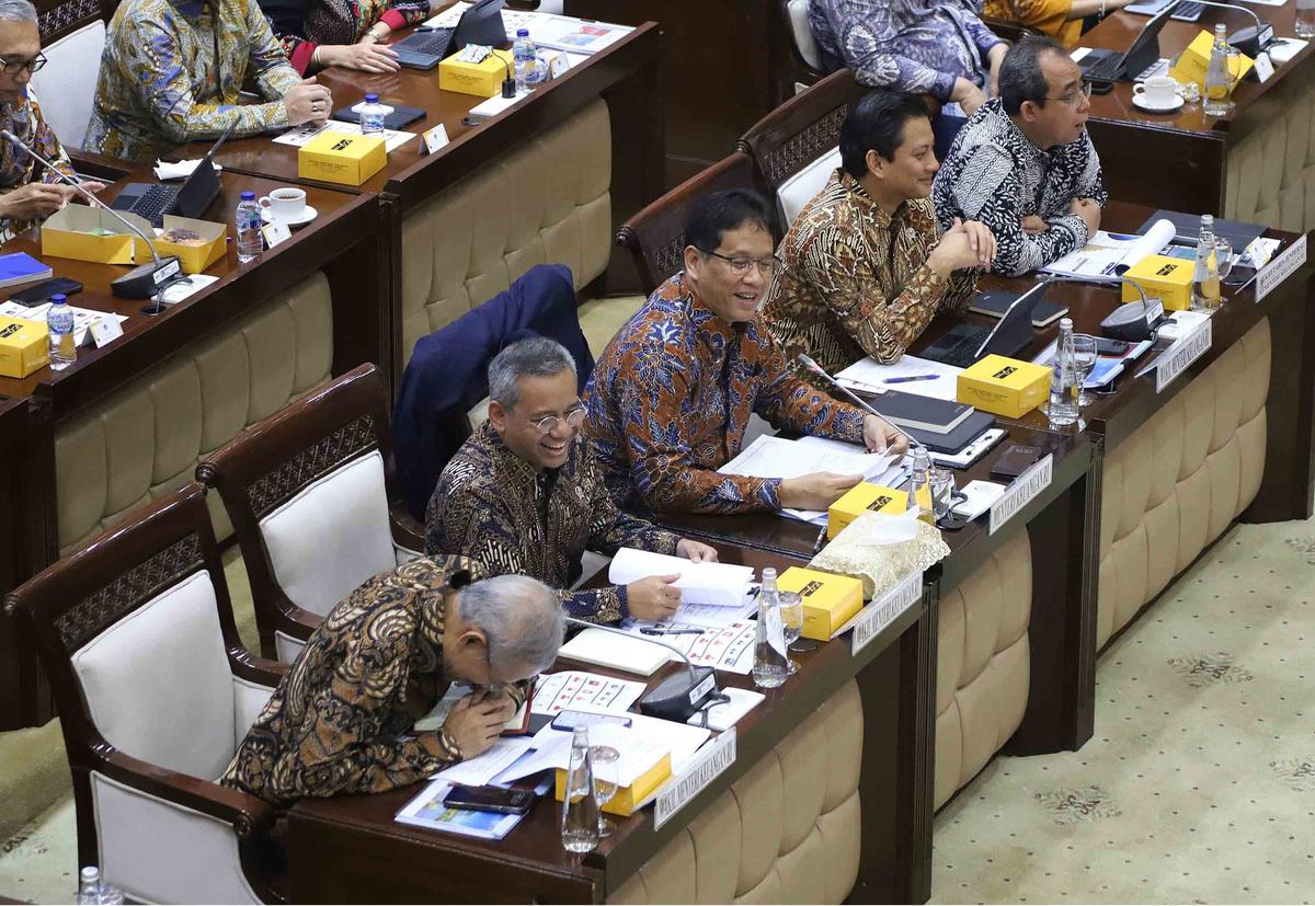 FOTO:  Rapat Perdana, Menkeu Purbaya dan Komisi XI DPR Bahas Anggaran  Rp 52 Triliun