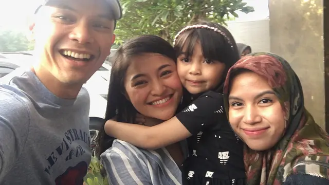 Marshanda dan Nesyana Ayu