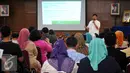 Suasana peluncuran Kartu Jakarta Pintar (KJP) berbasis teknologi, Jakarta, Jumat (10/7/2015). Dengan adanya KJP tersebut diharapkan para siswa yang tidak mampu dapat menikmati pendidikan dengan mudah dan terdata. (Liputan6.com/Yoppy Renato)