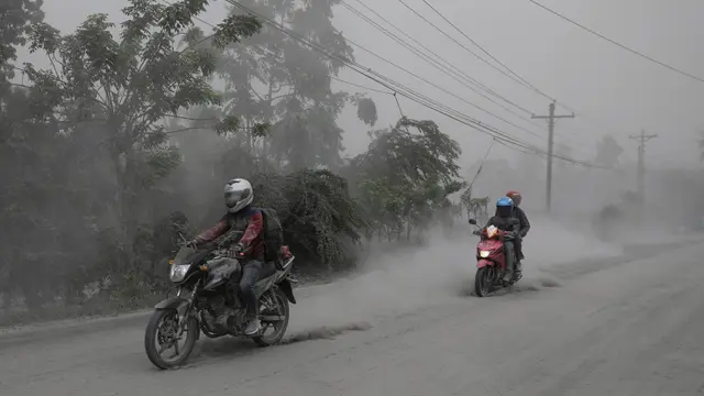 Abu Vulkanik Gunung Taal
