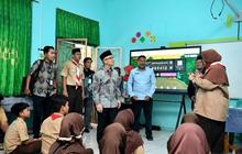 Tahukah Anda? Wamendikdasmen Tinjau IFP Revitalisasi Sekolah di Majalengka, Pastikan Mutu Pendidikan Meningkat