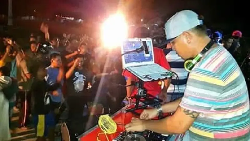 Polisi DJ Selayar 