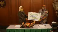 BP Jamsostek Serahkan Data Calon Penerima Bantuan Subsidi Upah