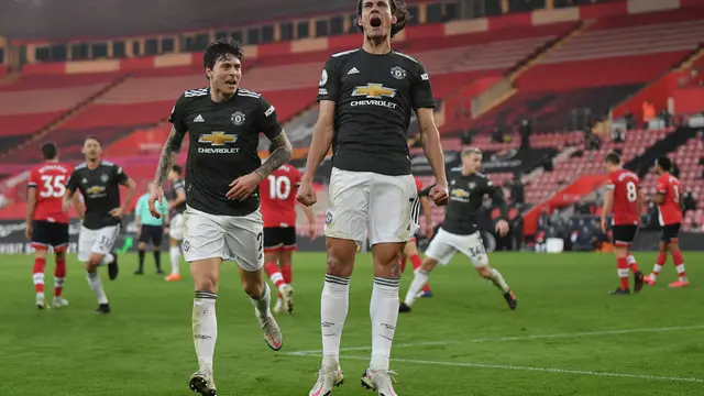 Edinson Cavani, Manchester United