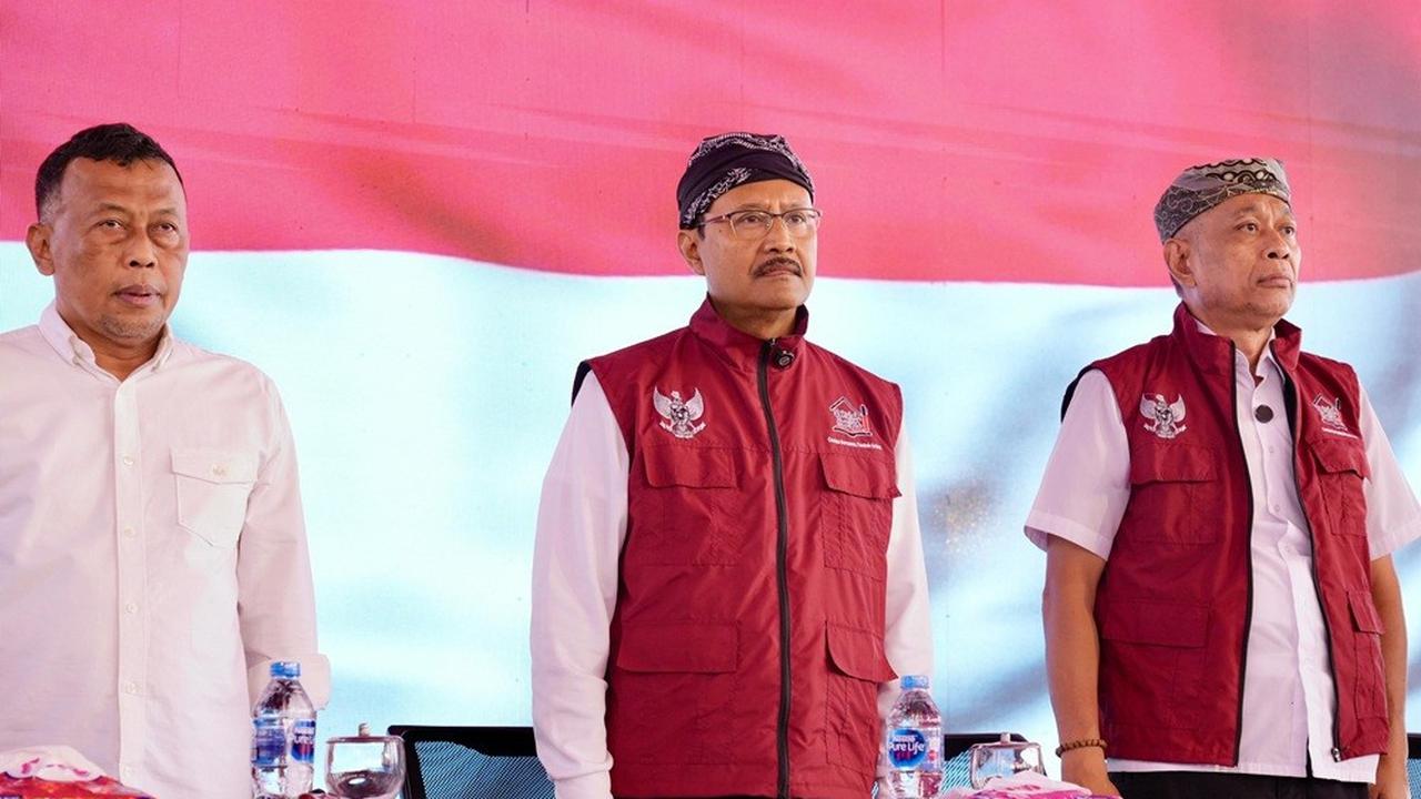 Menteri Sosial Saifullah Yusuf (Gus Ipul) meresmikan Sekolah Rakyat Terintegrasi (SRT) 5 Ponorogo