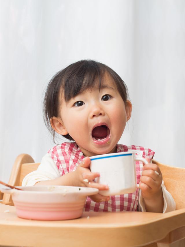 4 Tips Agar Anak Usia 1 Tahun Tidak Menolak dan Lahap Makan