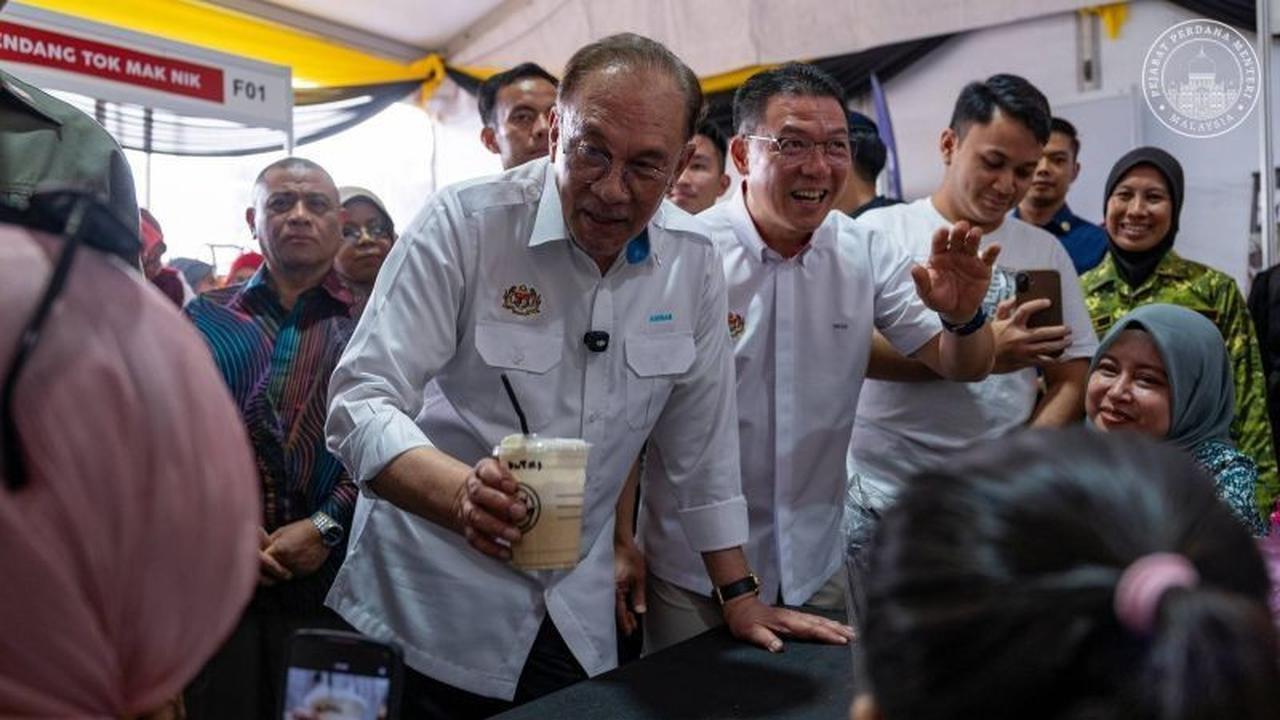 Anwar Ibrahim Ungkap Strategi Penanganan Krisis Global dan Pertemuan dengan Prabowo
