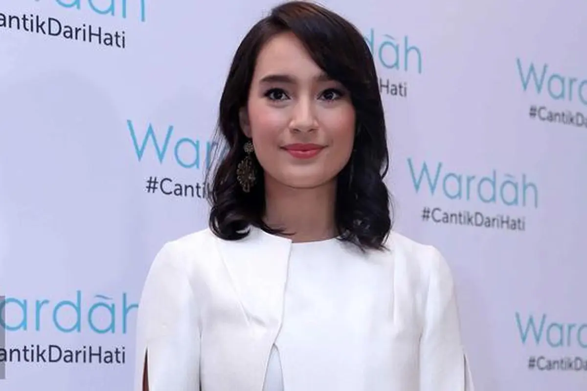 Sontek Gaya Kasual Tatjana Saphira yang Trendi dan Stylish