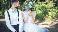 Jangan gantungkan kebahagiaan pernikahanmu pada mitos. (Foto: pexels.com)
