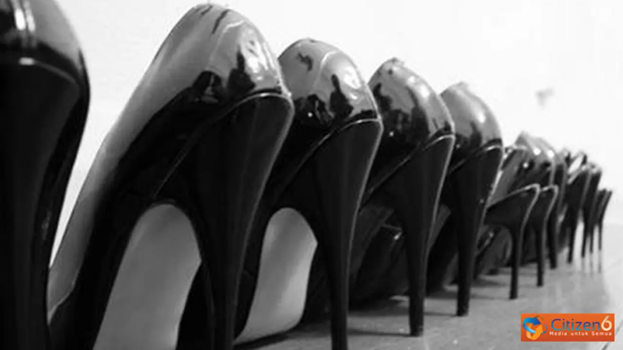 121228bhighheels.jpg