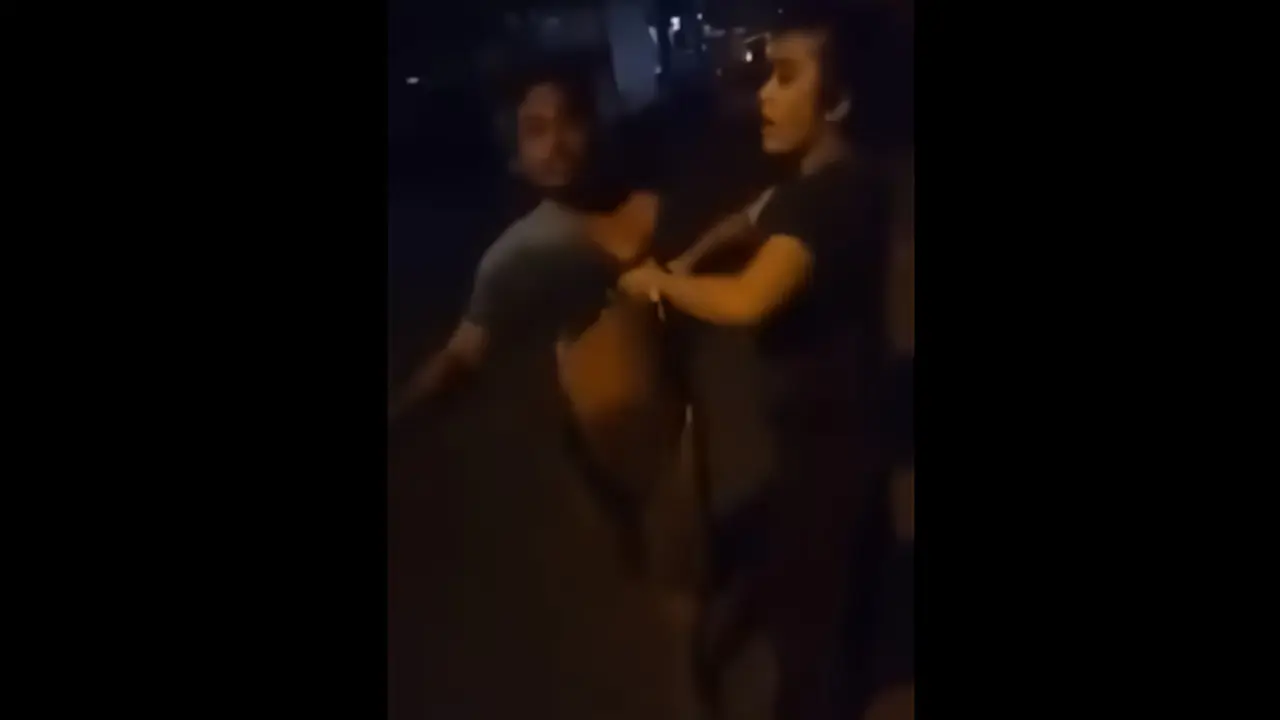 Ngakak, Pejambret Diringkus Geng Waria Karena Curi Ponsel