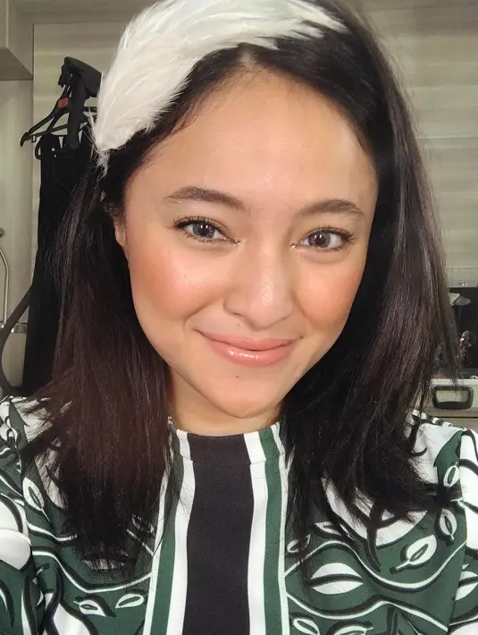 Lucunya lagi, Marshanda pun tak ingin diberitahukan mengenai kejadian-kejadian aneh yang hadir di lokasi syuting. (instagram/marshanda99)